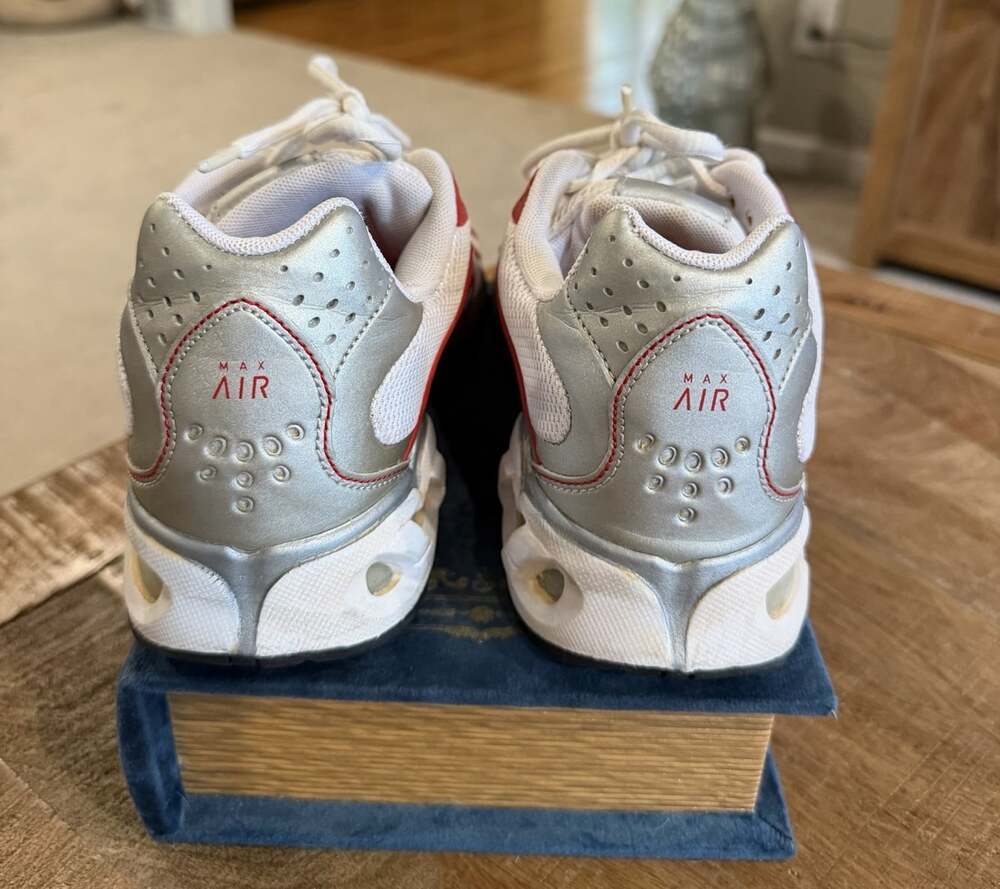 Vintage 2007 Nike Air Max Torch 5 SL White Red Silver 316124-162 Men's Size 8 - Picture 7 of 9